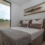 Penthouse Majestic 아파트 트로기르