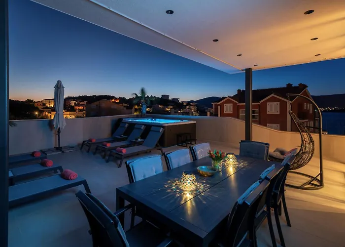 Penthouse Majestic