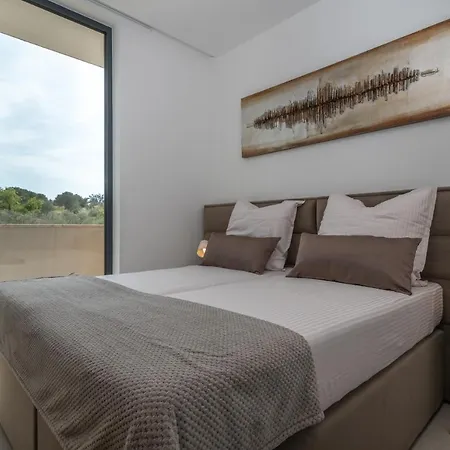 Penthouse Majestic Apartment Trogir