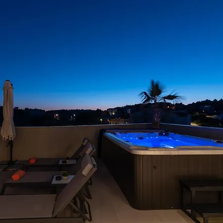 Penthouse Majestic 트로기르